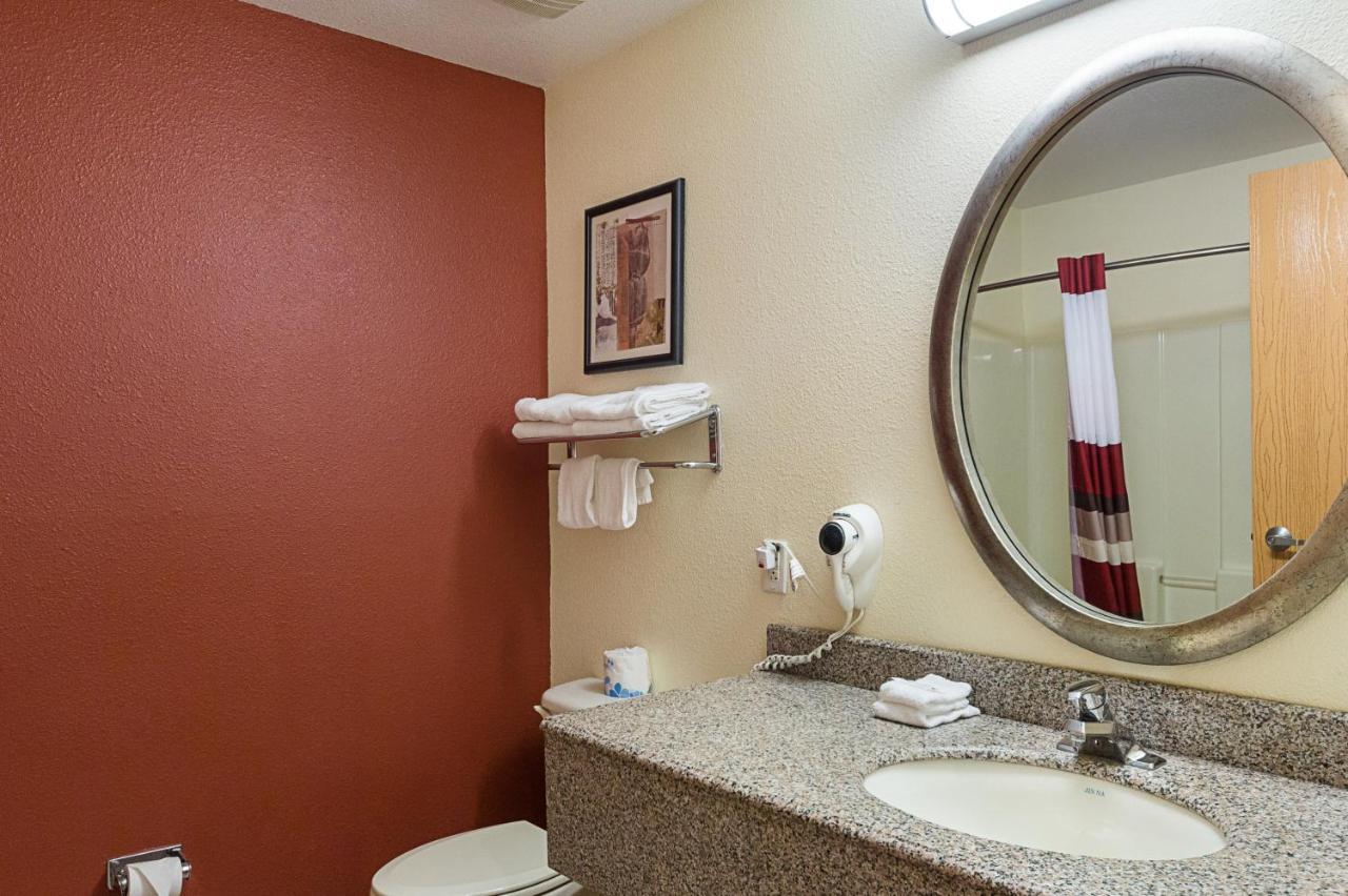 Super 8 By Wyndham New Braunfels I-35 Hotel Ngoại thất bức ảnh
