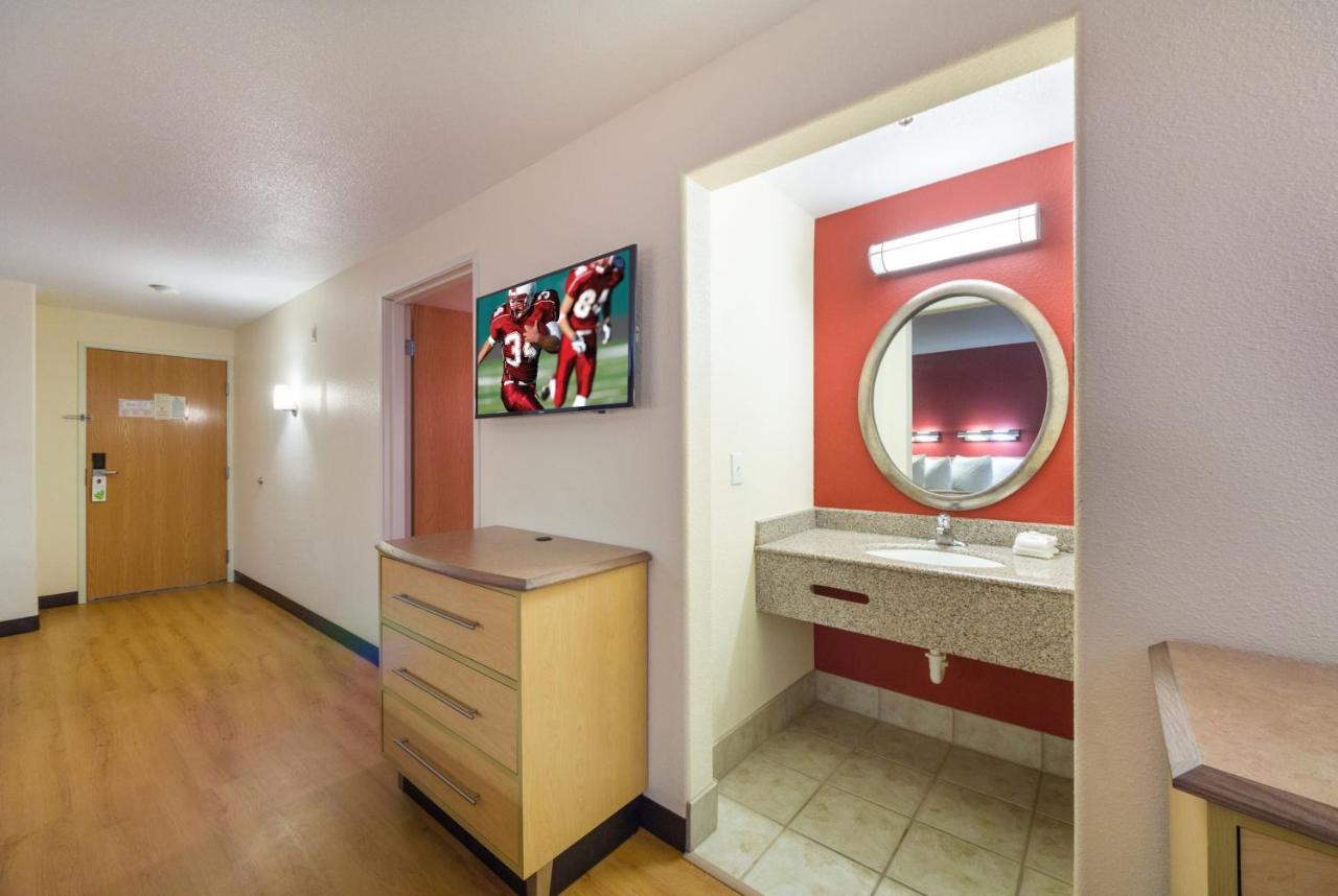 Super 8 By Wyndham New Braunfels I-35 Hotel Ngoại thất bức ảnh