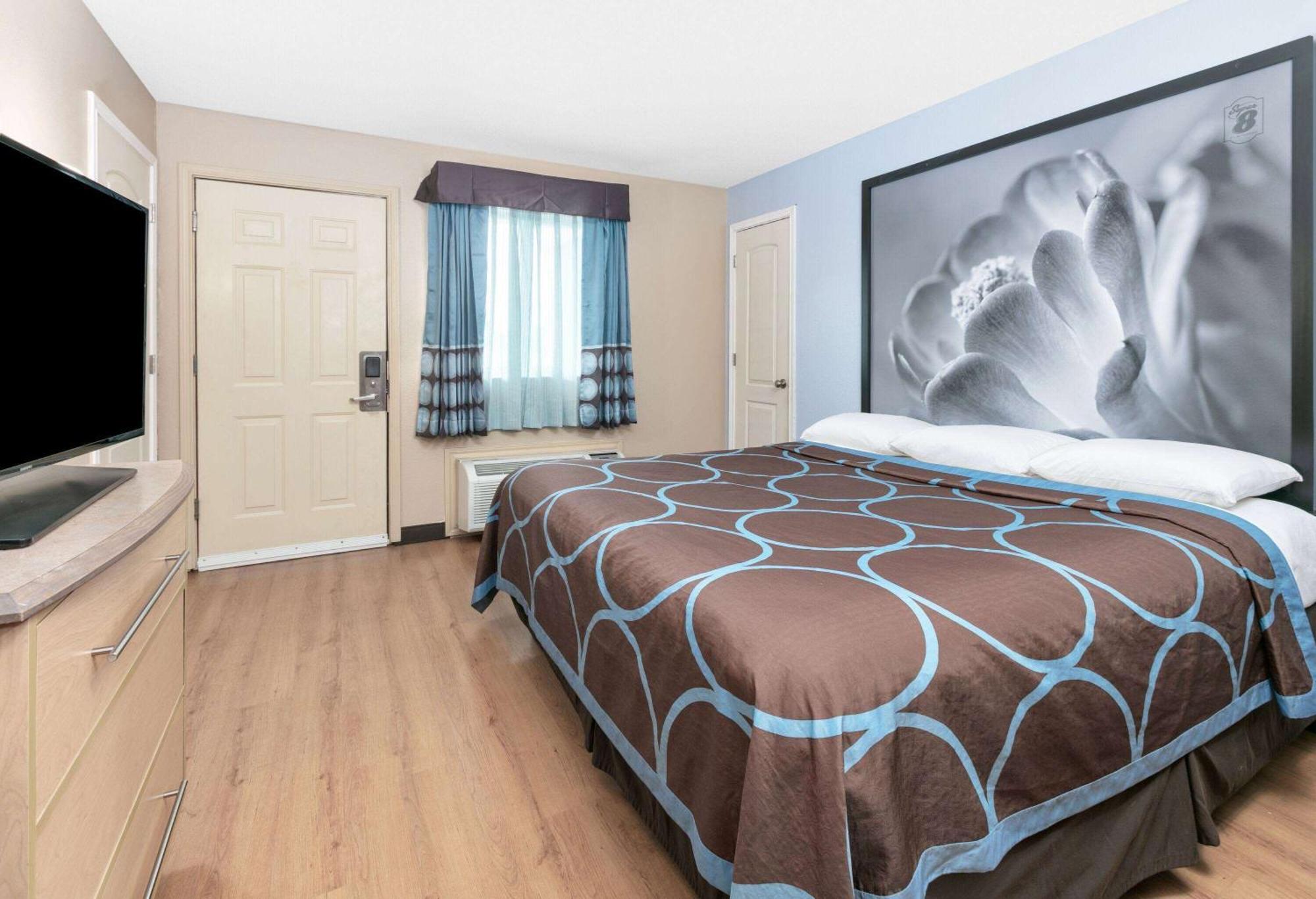 Super 8 By Wyndham New Braunfels I-35 Hotel Ngoại thất bức ảnh